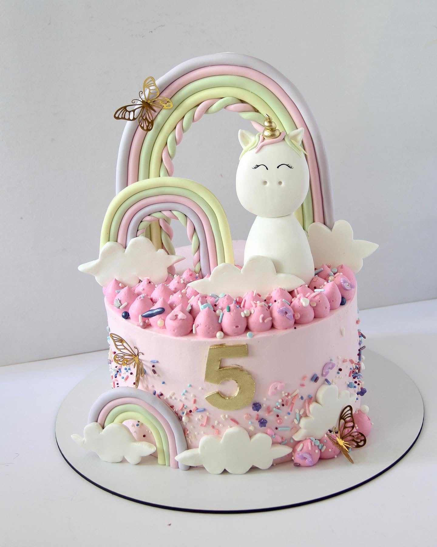 Get a Quote and order your Cake! Click "View Full details" Below